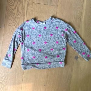 Gap Kids. Grey Sweater With Pink Hearts. Size 4-5